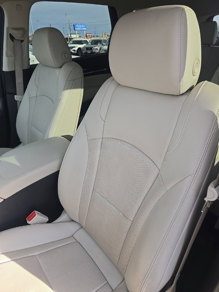 2024 Buick Enclave Premium's photo