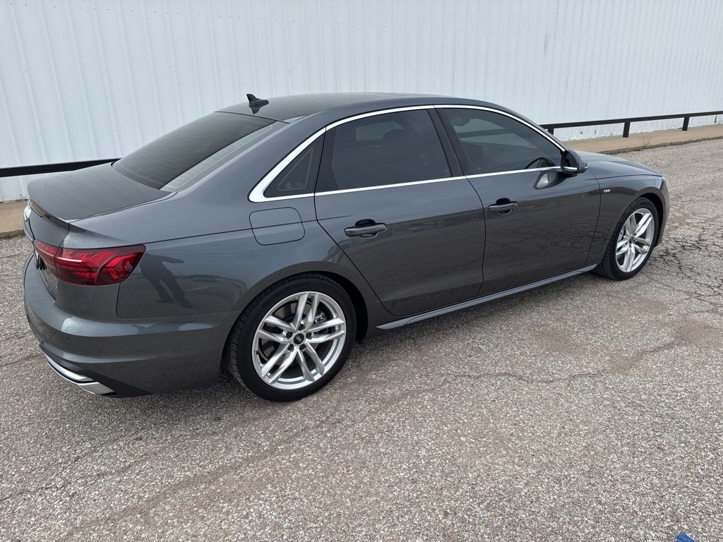 2023 Audi A4 45 S line Premium Plus Quattro photo 14