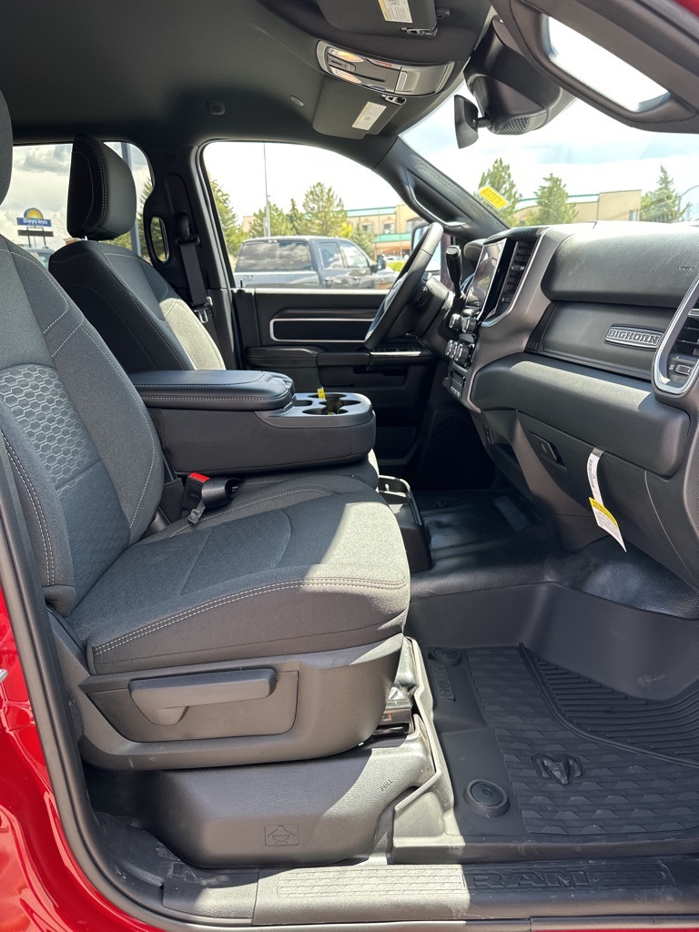 2025 Ram 2500 Big Horn photo 40