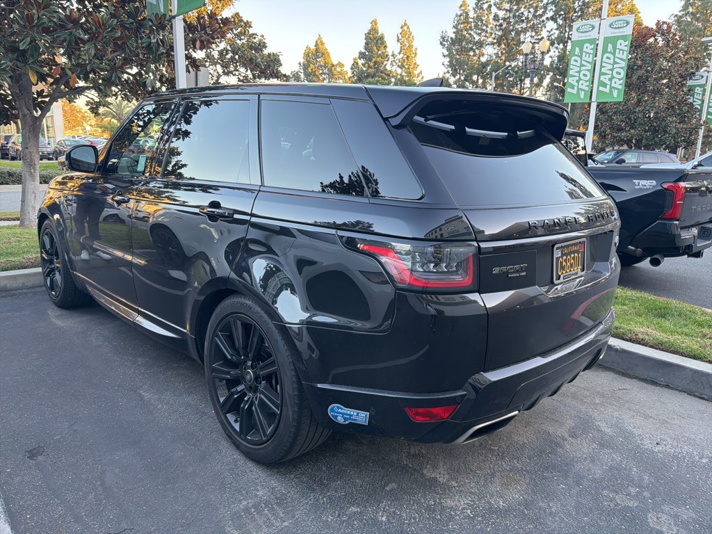 2020 Land Rover Range Rover Sport HSE photo 2