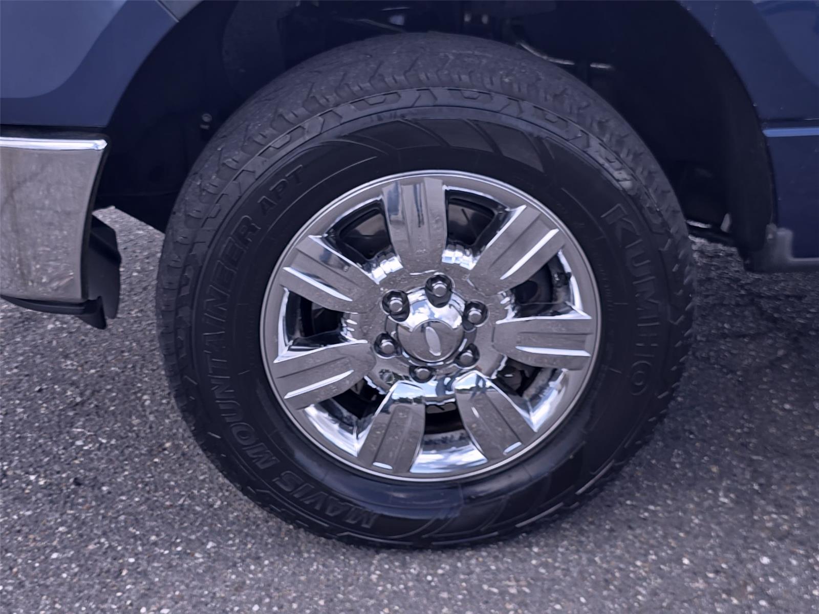 2012 Ford F-150 XLT photo 27