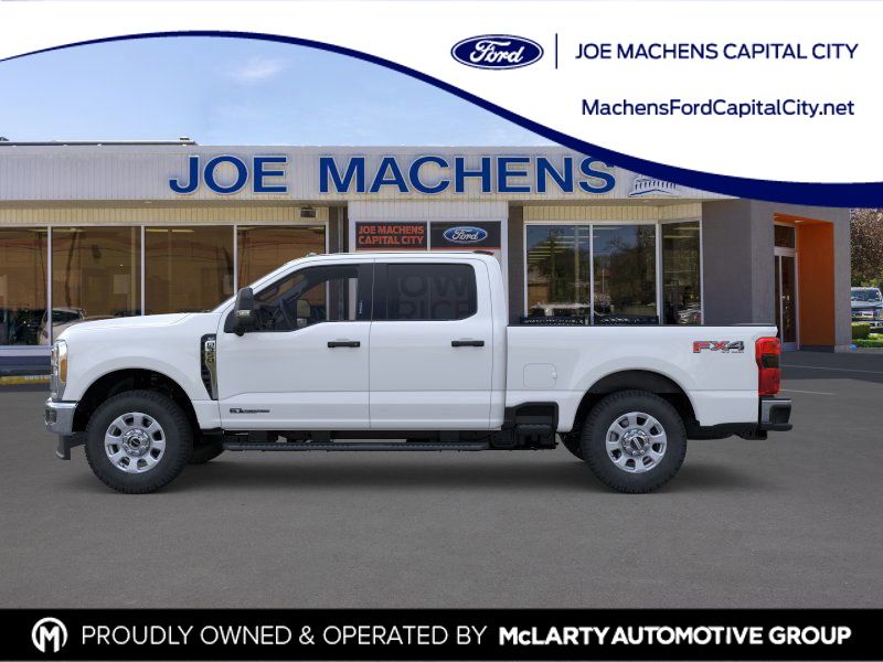 2025 Ford F-350 XLT photo 4