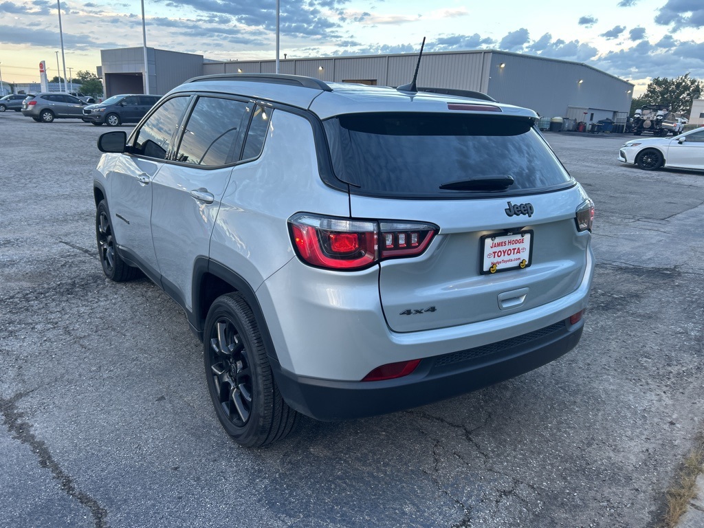 2025 Jeep Compass Latitude photo 5