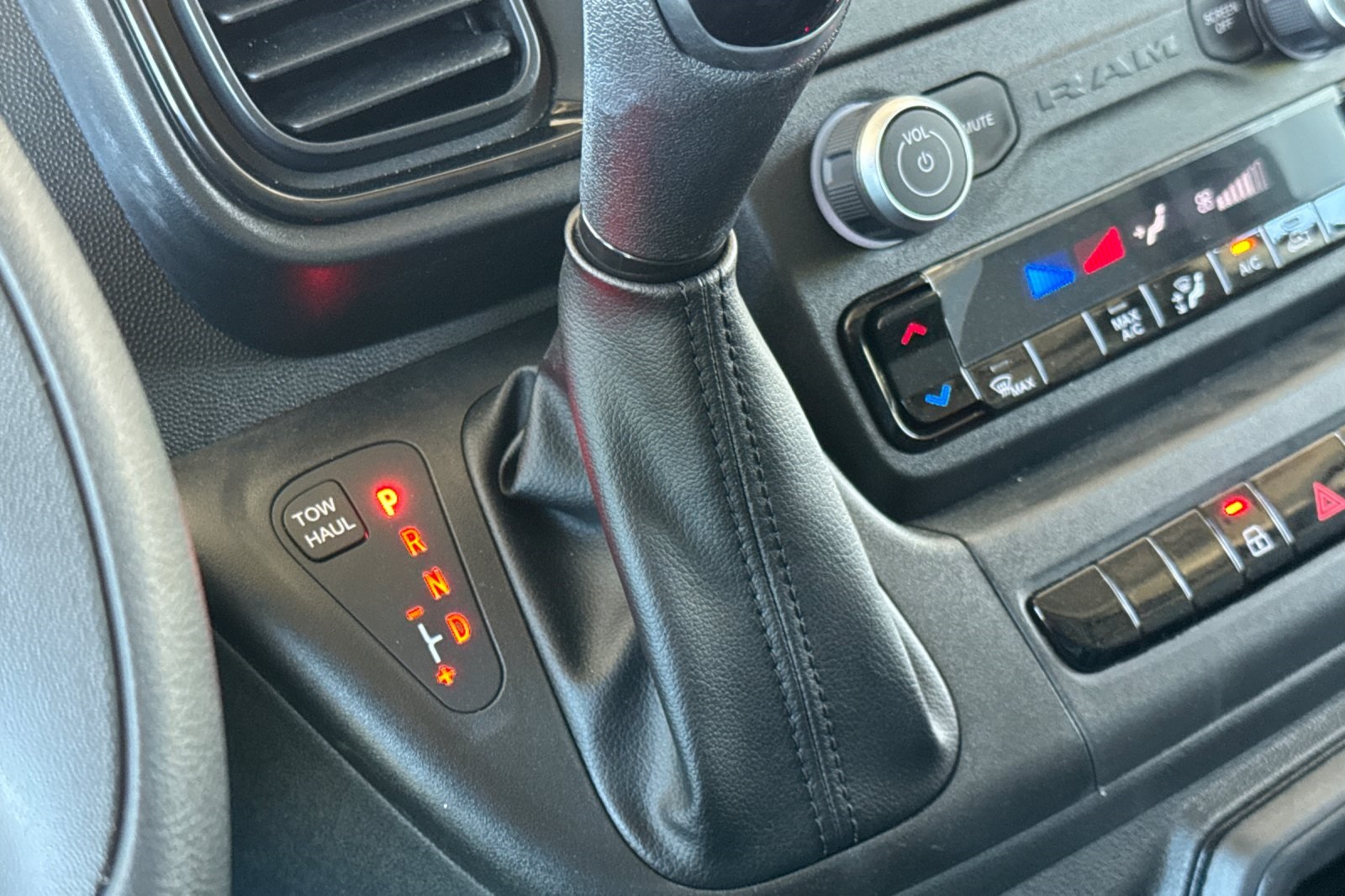 2026 Ram ProMaster 2500 photo 15