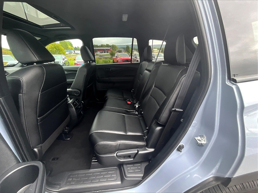 2023 Honda Passport EX-L photo 15