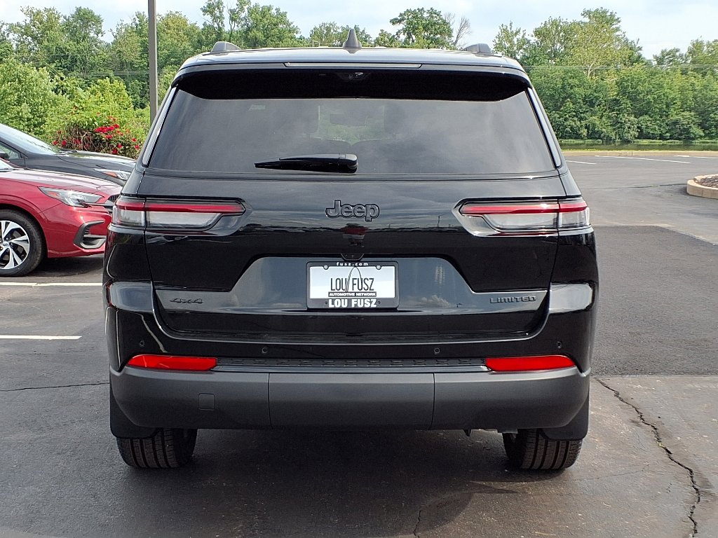 2025 Jeep Grand Cherokee Limited photo 20
