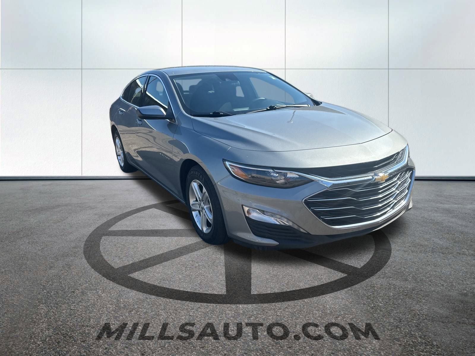 2023 Chevrolet Malibu 1LT photo 3