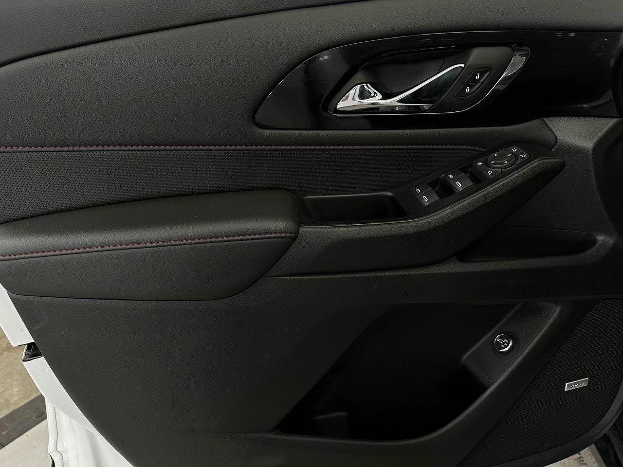 2023 Chevrolet Traverse RS photo 23