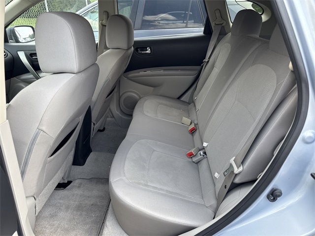 2013 Nissan Rogue S photo 3
