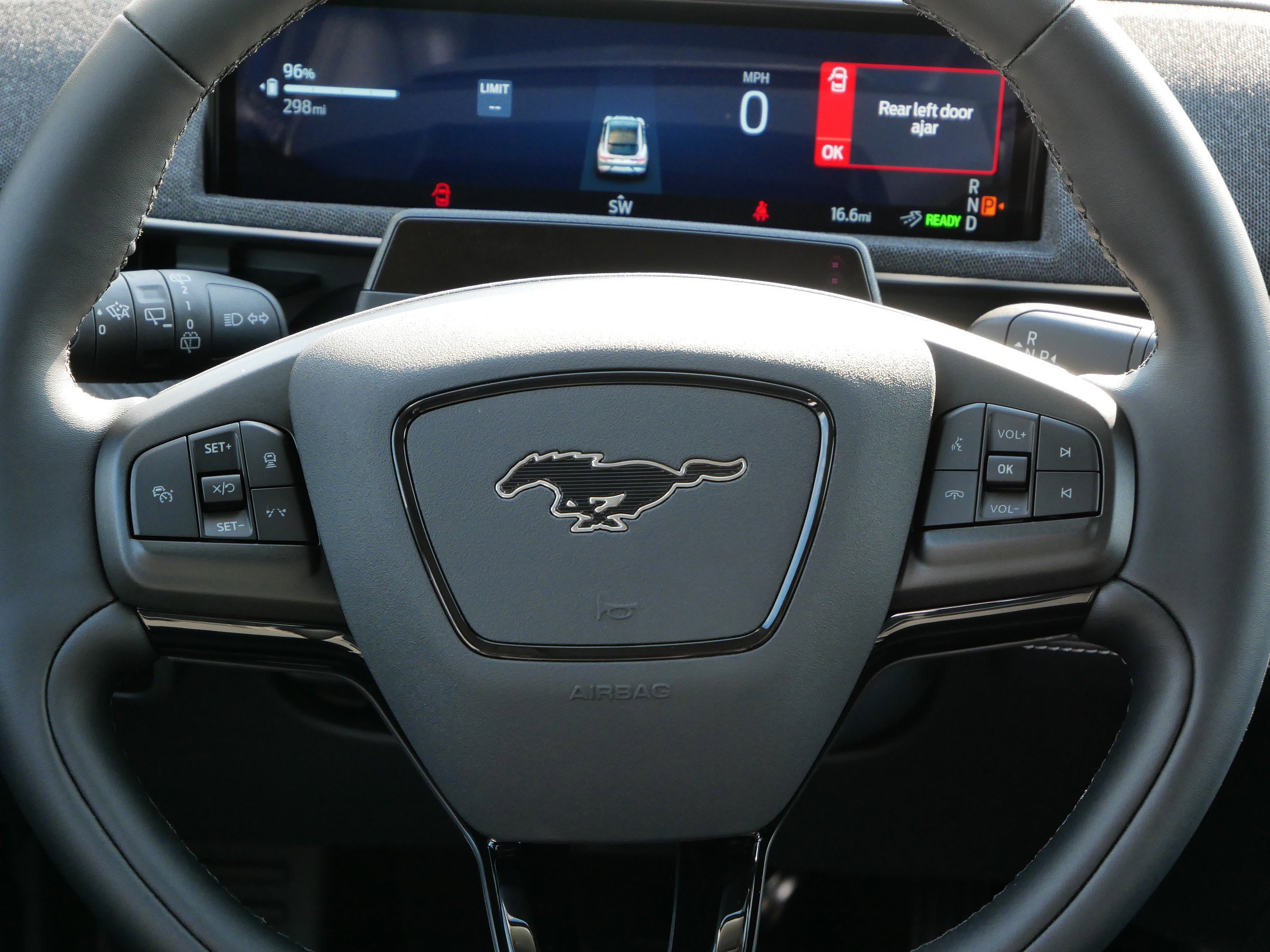 2025 Ford Mustang Mach-E Premium photo 14