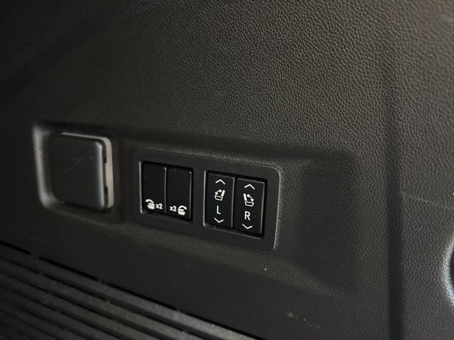 2022 Gmc Yukon Denali photo 41