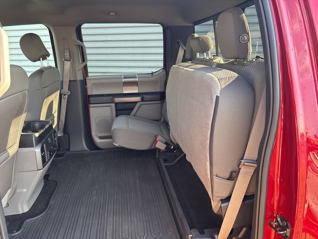 2019 Ford F-150 XLT photo 29