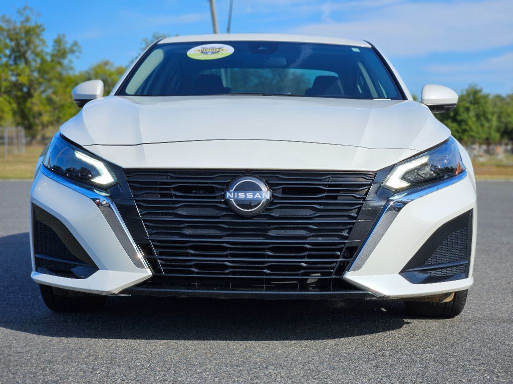 2024 Nissan Altima 2.5 SL photo 2