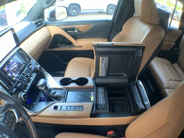 2022 Lexus LX 600 Luxury photo 20