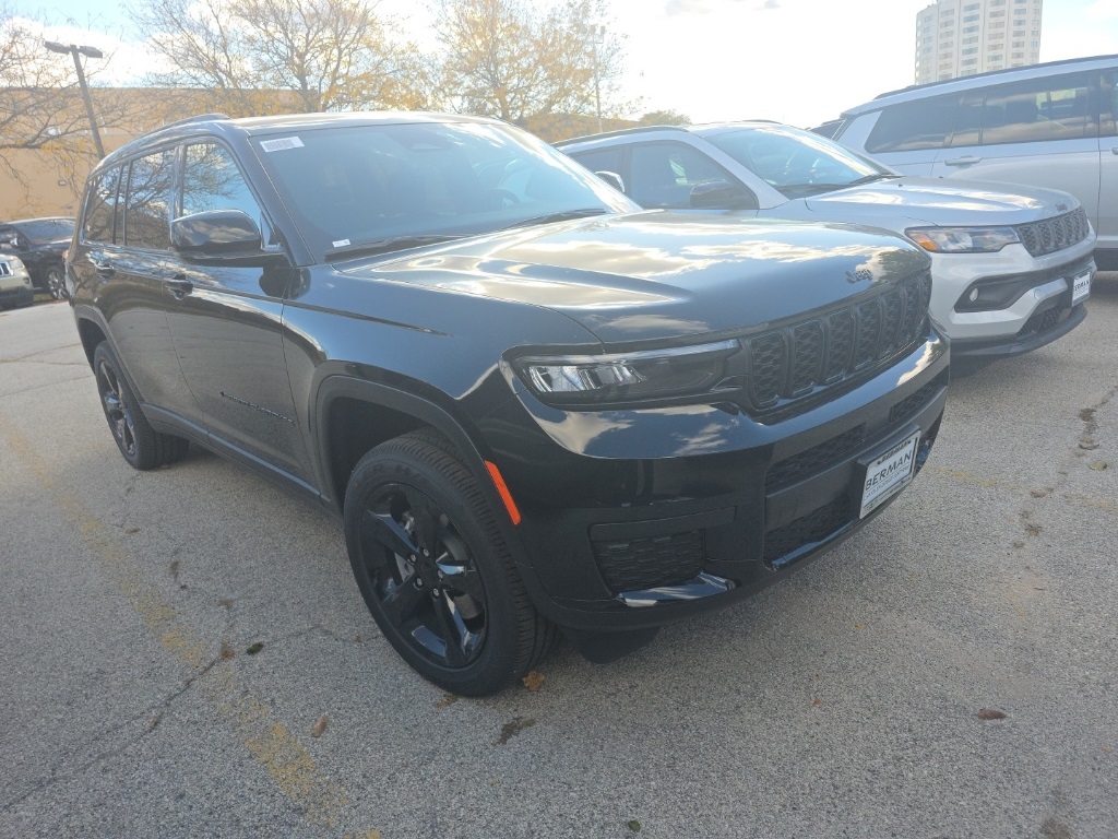 2025 Jeep Grand Cherokee L Altitude's photo