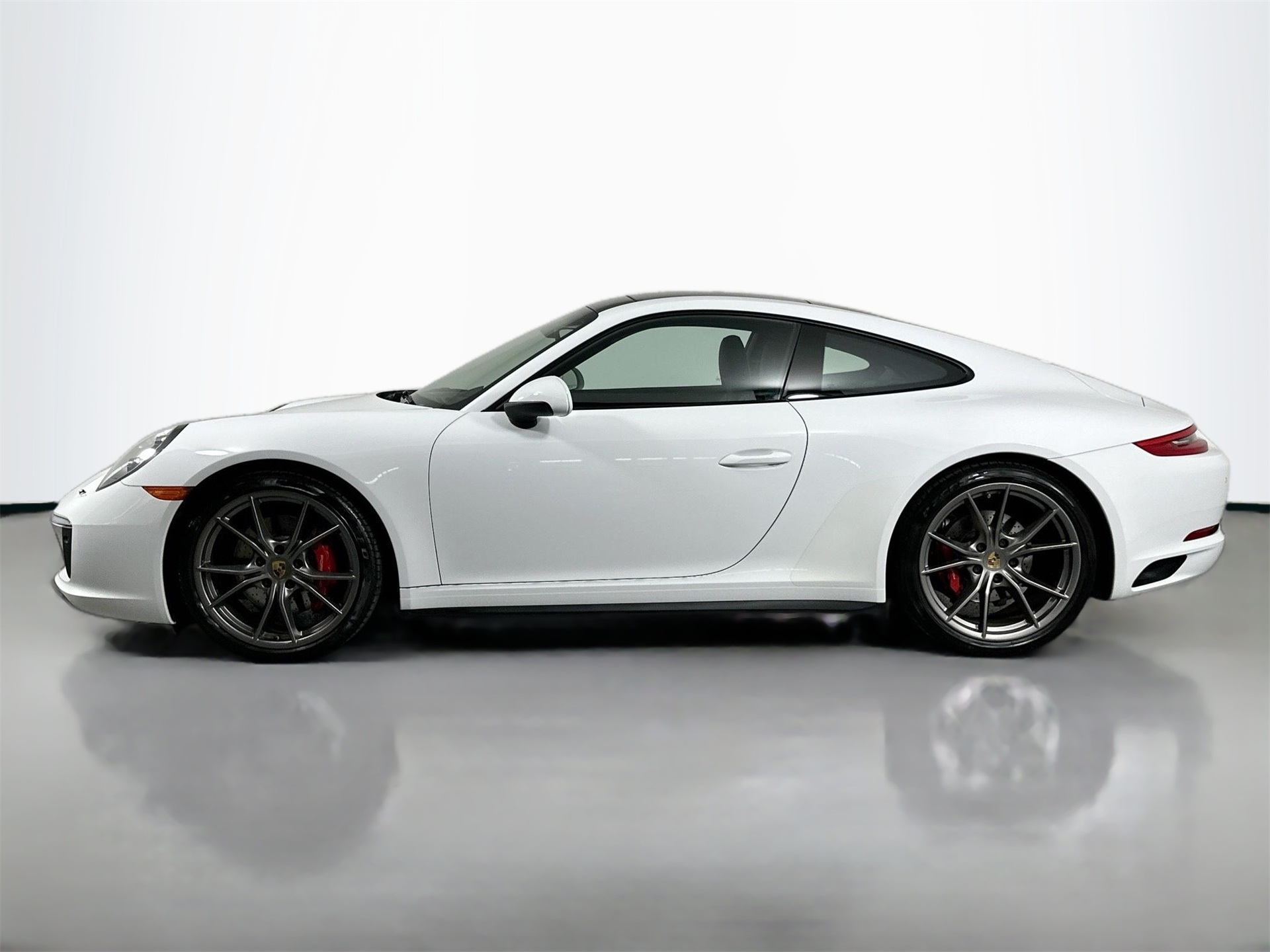 2017 Porsche 911 4S photo 2