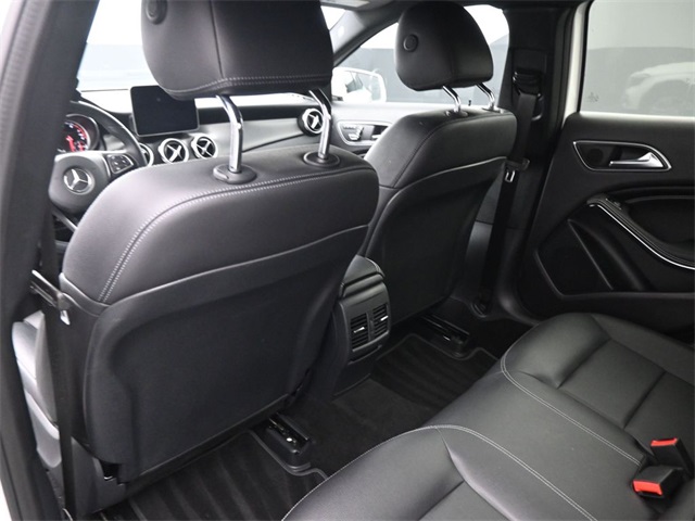 2019 Mercedes Benz GLA 250 photo 8