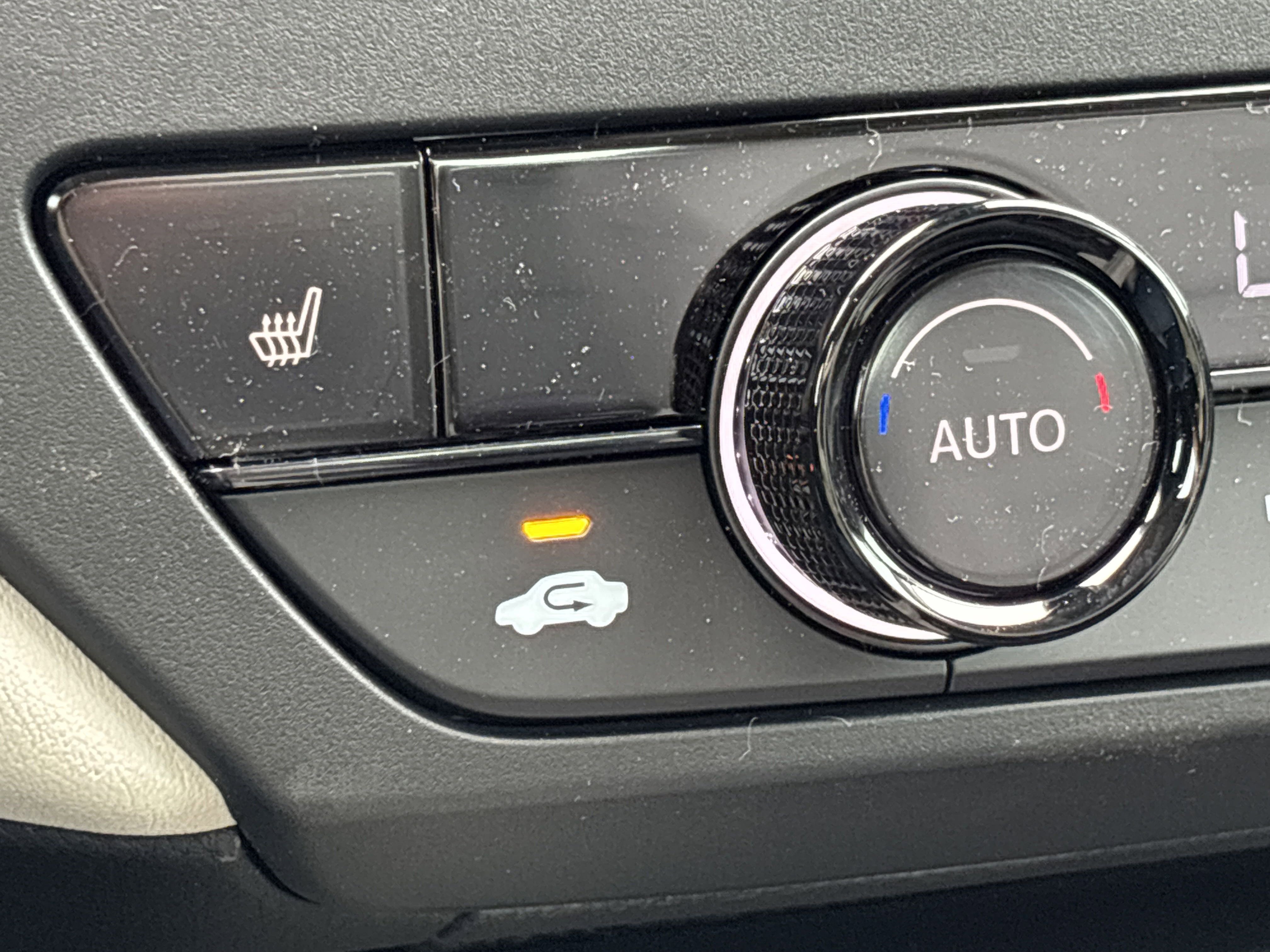 2025 Honda Accord SE photo 4