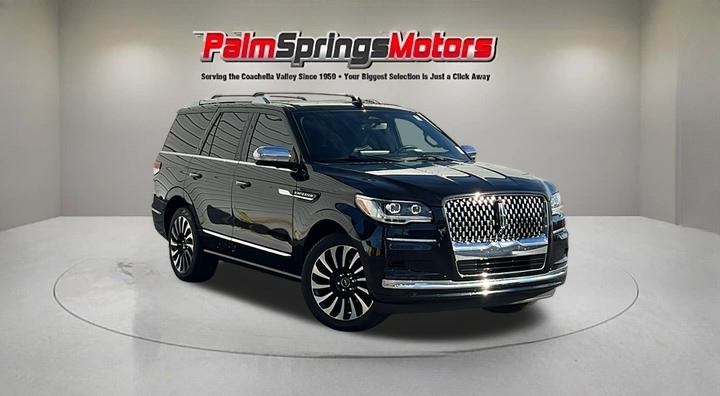 2022 Lincoln Navigator Black Label's photo