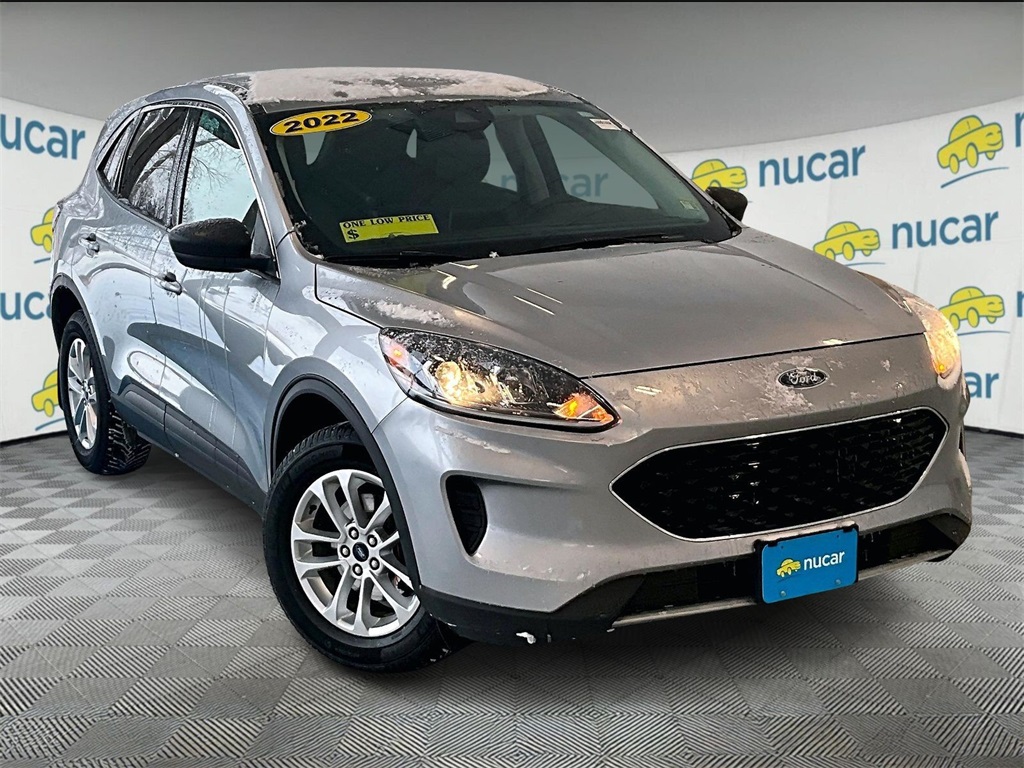 2022 Ford Escape SE's photo