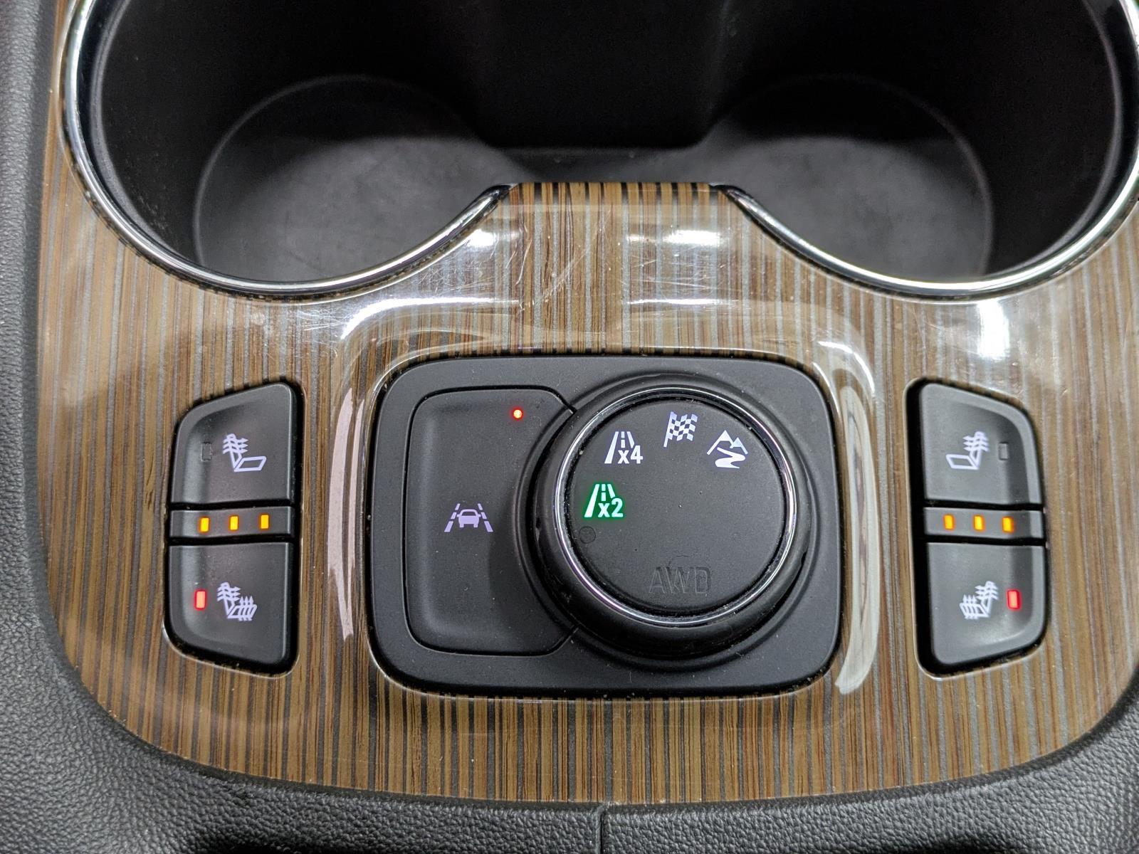 2022 Gmc Acadia SLE photo 4