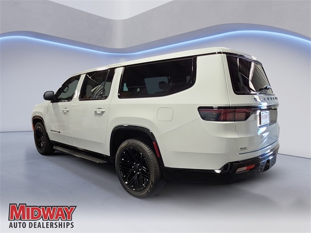 2025 Jeep Wagoneer L Series II Carbide photo 3