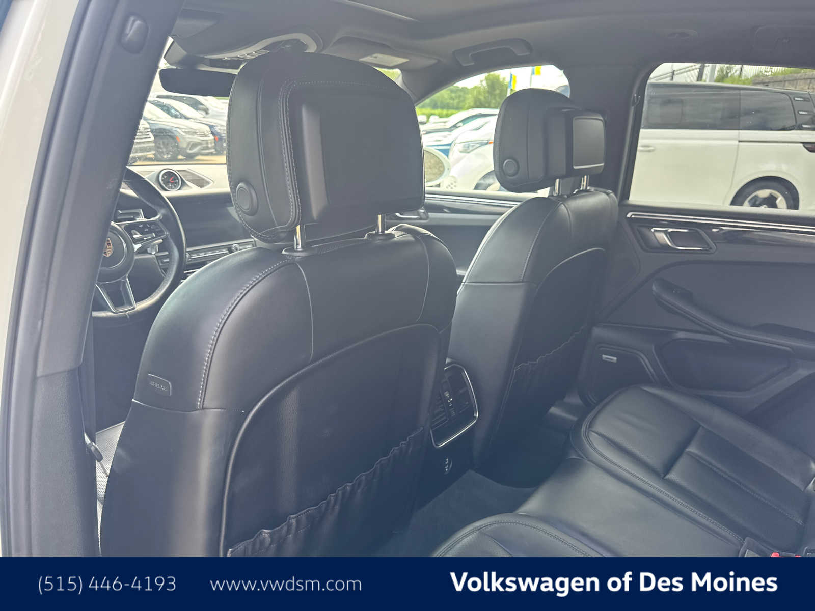2021 Porsche Macan Base photo 11