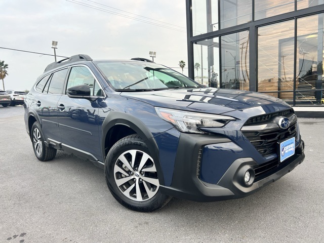 2025 Subaru Outback Premium's photo