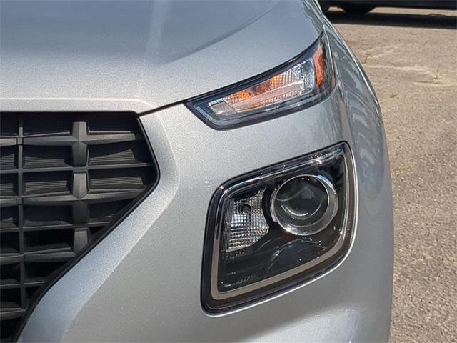 2025 Hyundai Venue SE photo 8