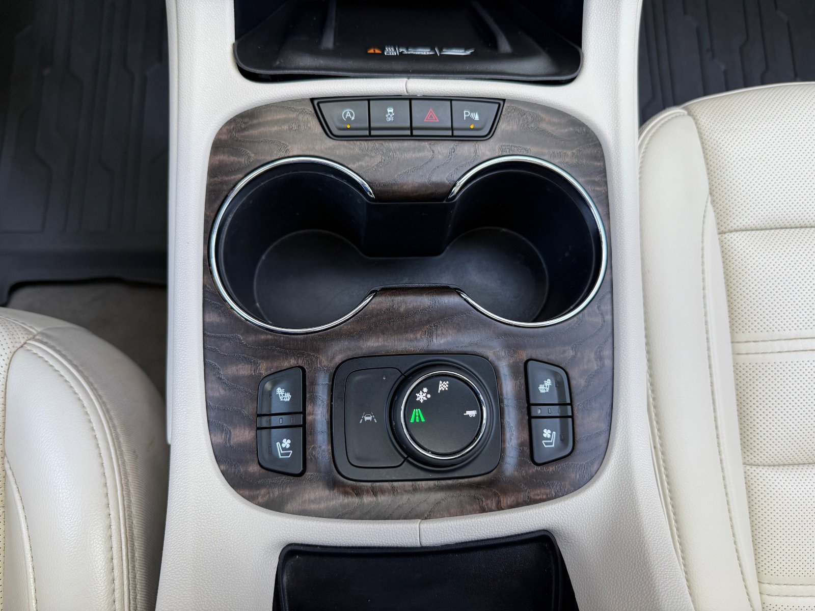2021 Gmc Acadia Denali photo 24