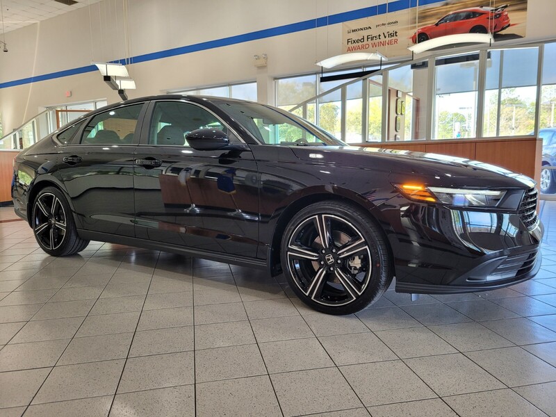 2025 Honda Accord Hybrid Sport photo 3