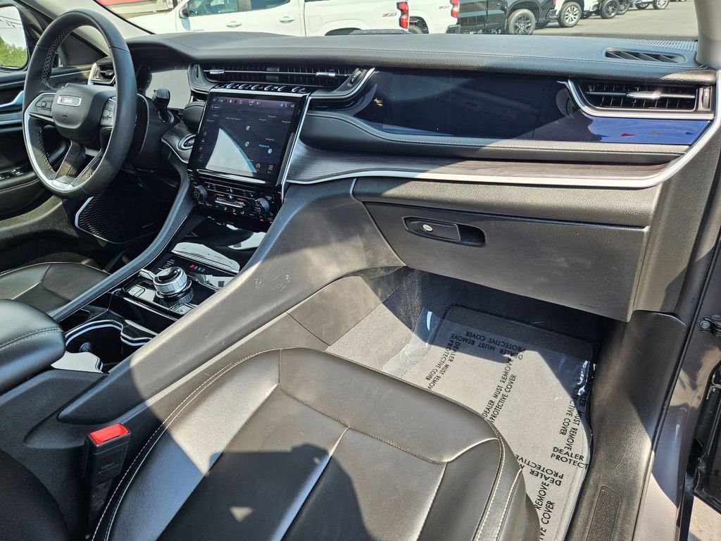 2023 Jeep Cherokee Base photo 33