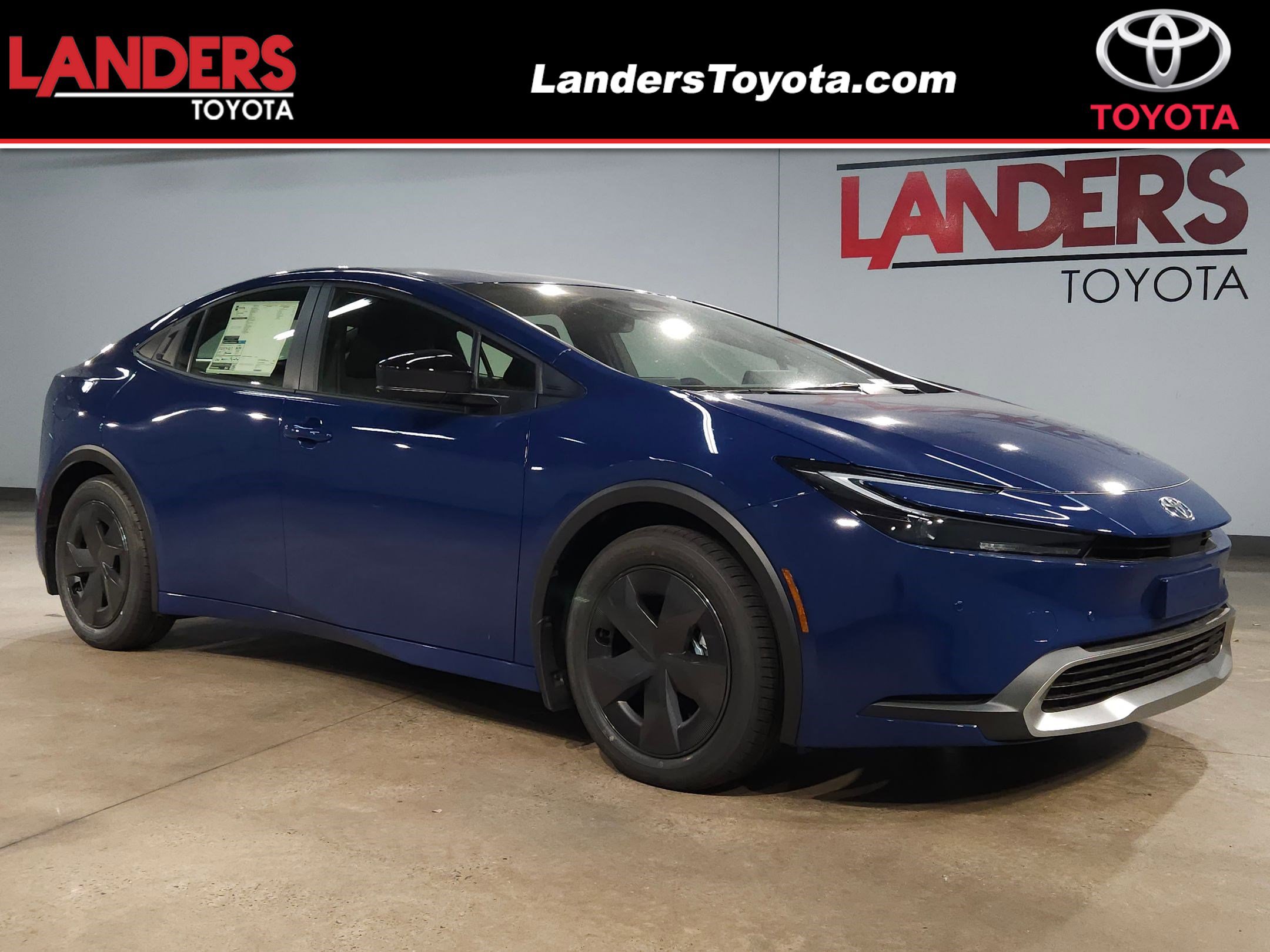 2026 Toyota Prius SE's photo