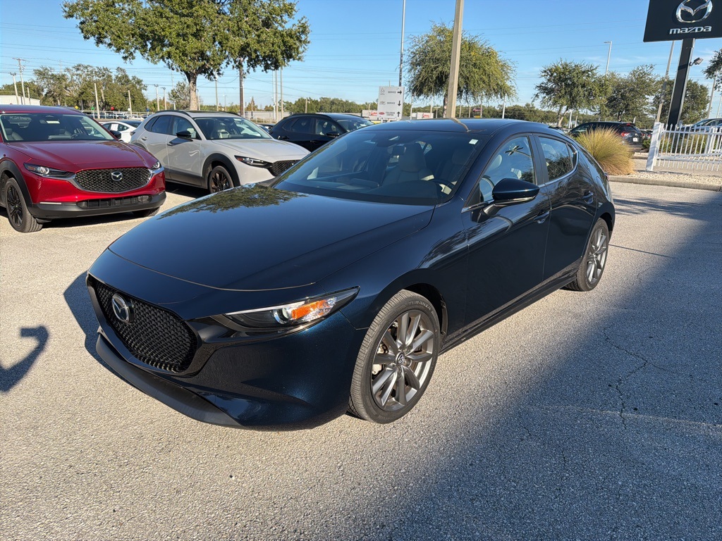 2023 Mazda Mazda3 Preferred's photo