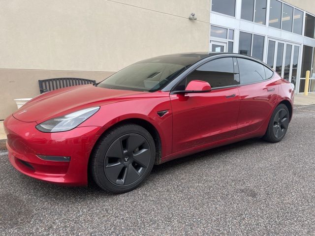 2021 Tesla Model 3 Base's photo