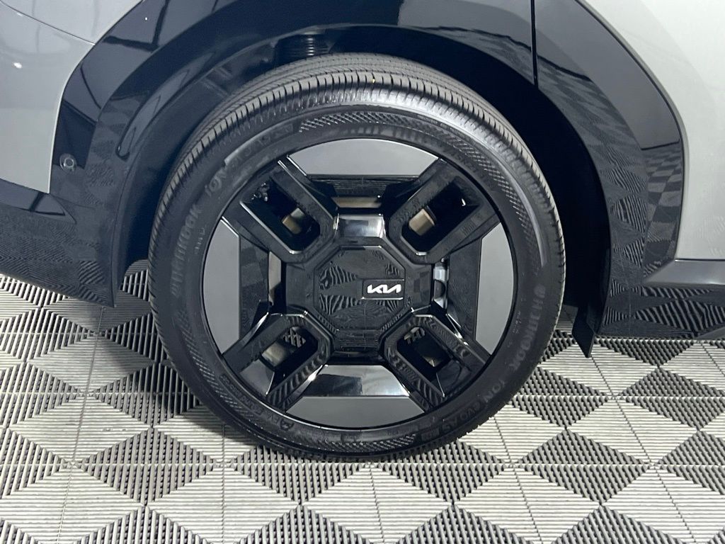 2024 Kia EV9 GT-Line photo 7