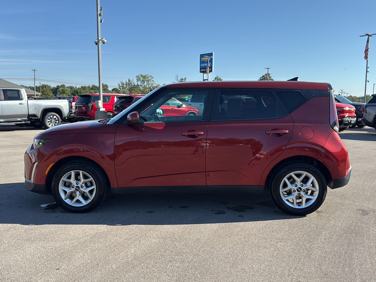 2023 Kia Soul LX photo 3