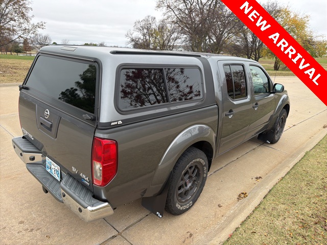 2019 Nissan Frontier SV photo 3