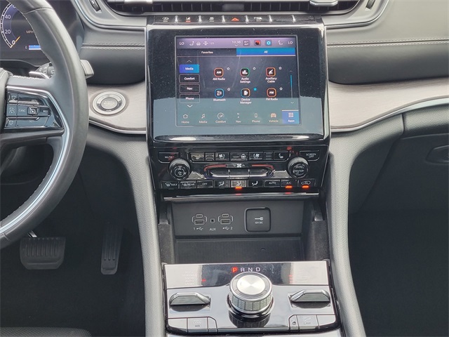 2022 Jeep Grand Cherokee Overland photo 22