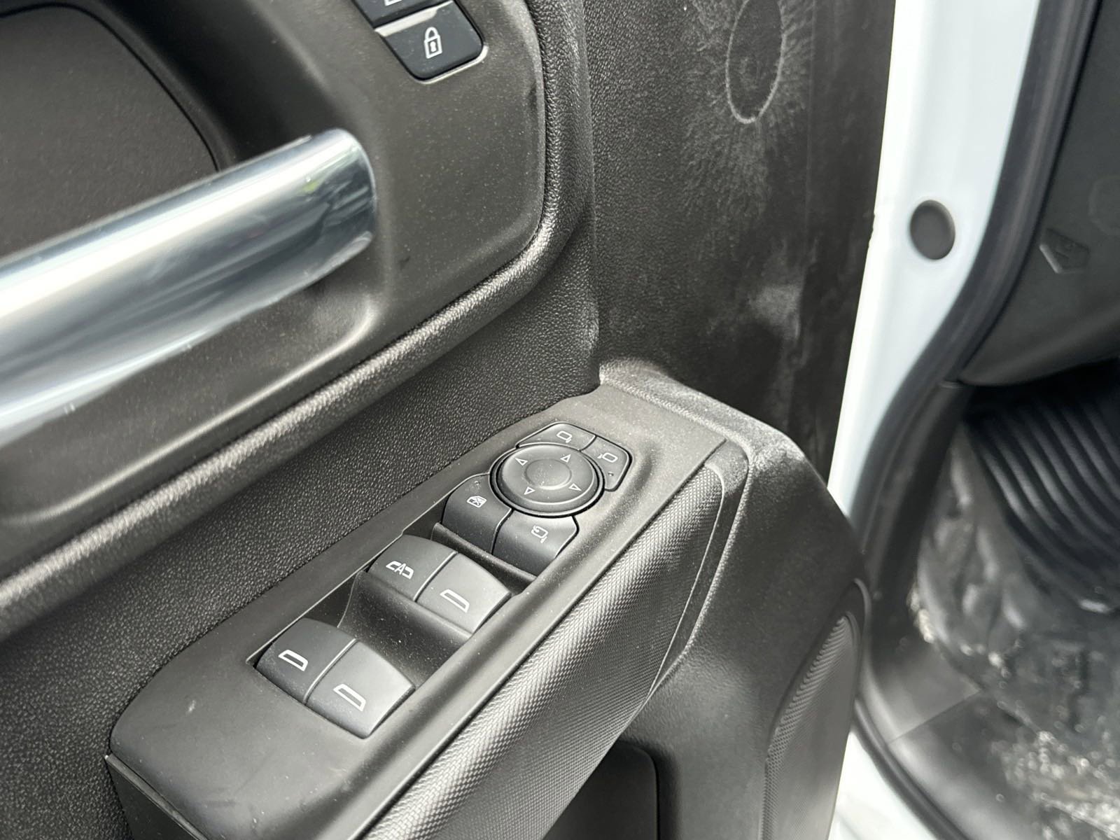 2024 Chevrolet Silverado 3500HD Work Truck photo 10