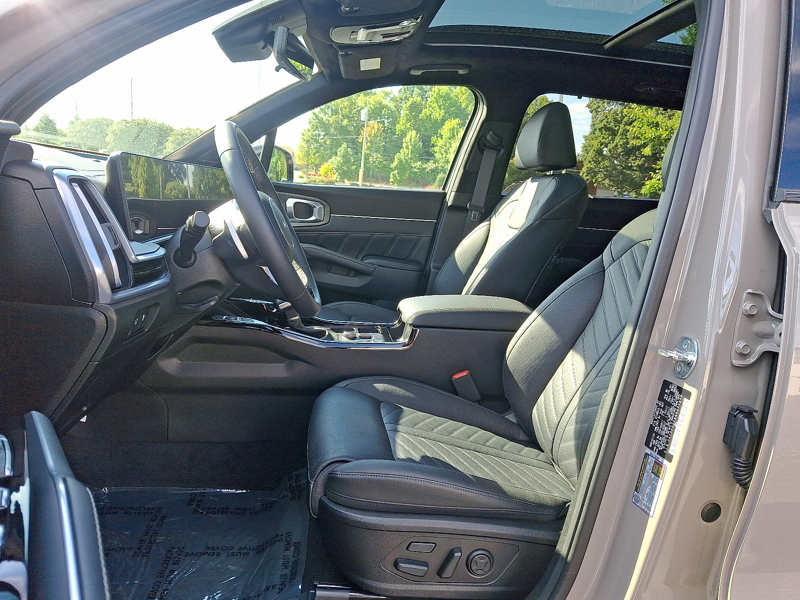 2024 Kia Sorento X-Pro SX Prestige photo 12
