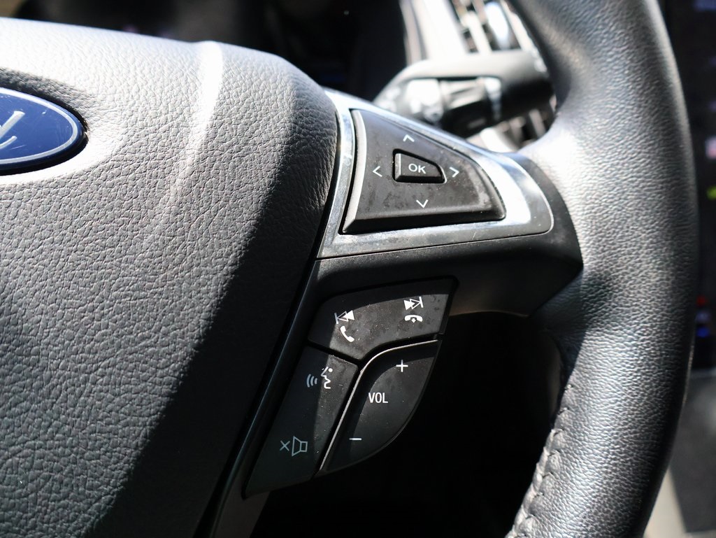 2024 Ford Edge SEL photo 25