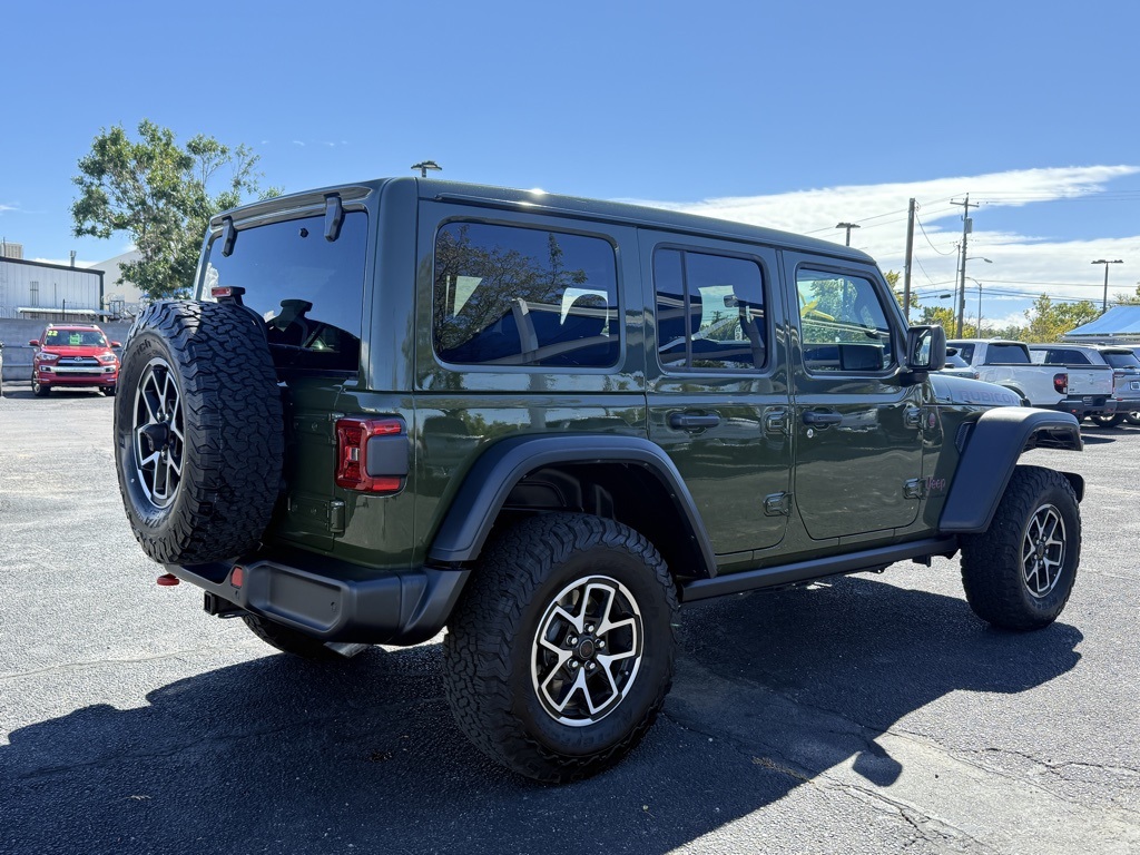 2024 Jeep Wrangler Rubicon photo 5