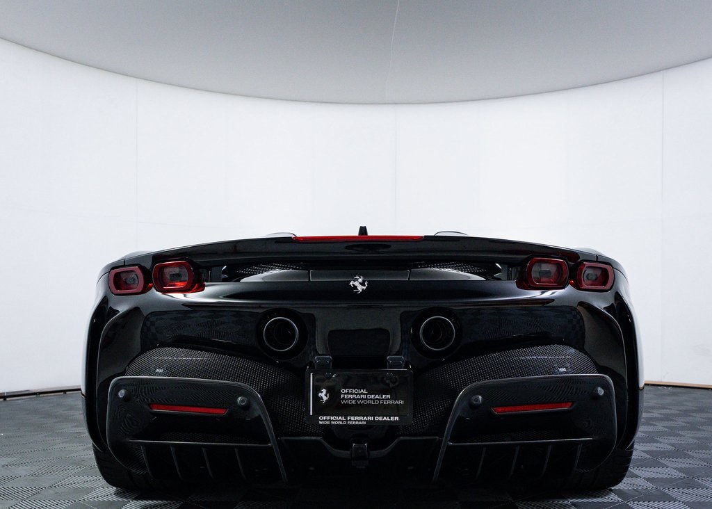 2023 Ferrari SF90 Spider Base photo 13