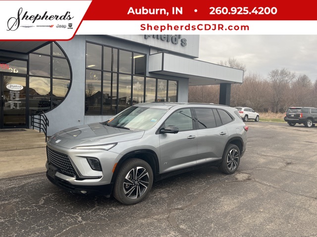 2025 Buick Enclave Sport Touring's photo