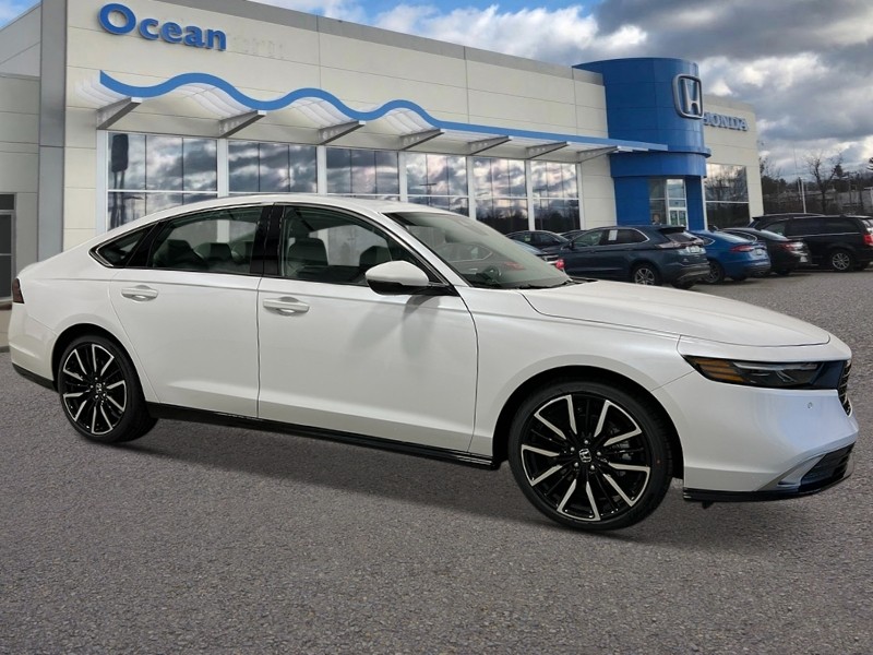 2025 Honda Accord Hybrid Touring photo 6