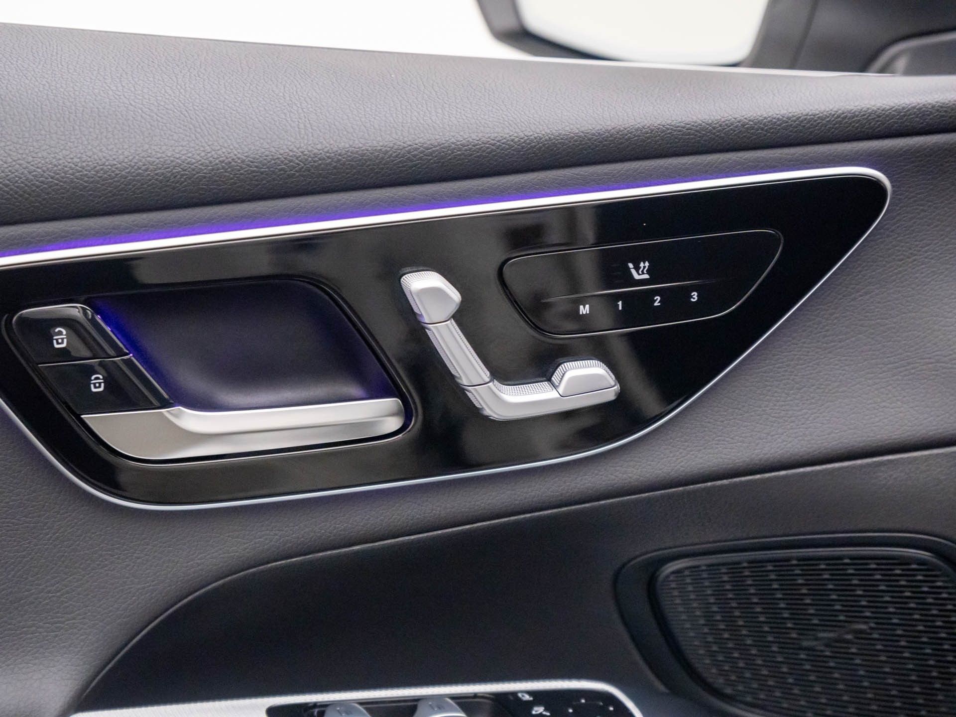 2025 Mercedes Benz GLC 300 4MATIC photo 13