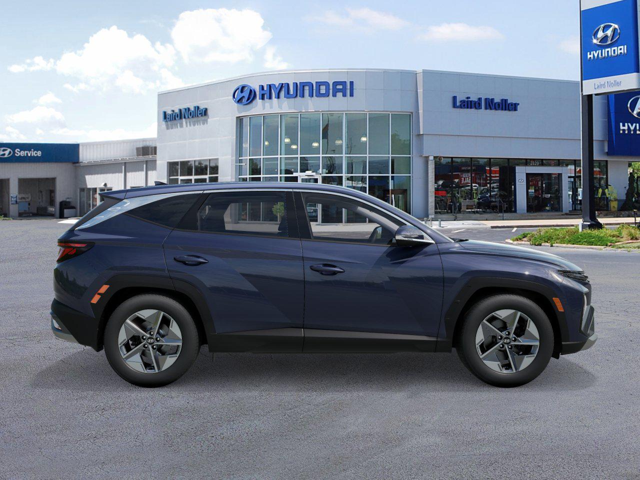 2026 Hyundai Tucson Hybrid SEL photo 2