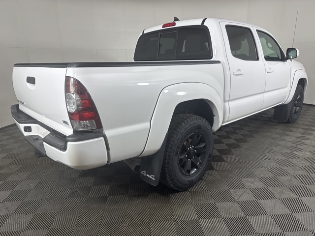 2015 Toyota Tacoma Base photo 3