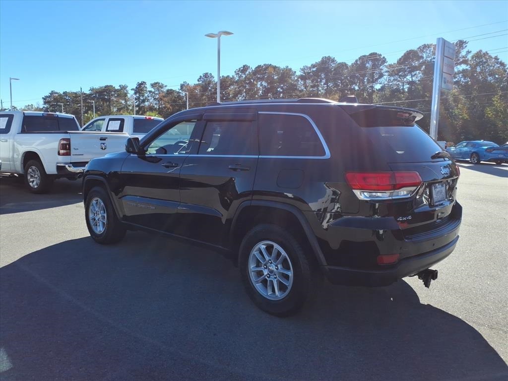 2019 Jeep Grand Cherokee Laredo E photo 2
